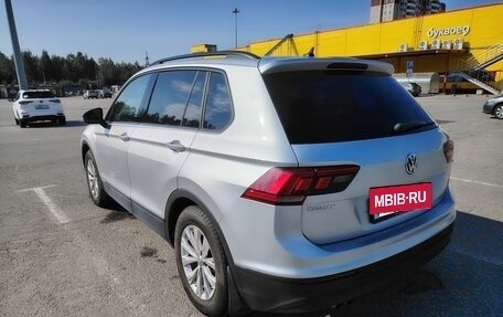 Volkswagen Tiguan II, 2020 год, 2 100 000 рублей, 4 фотография