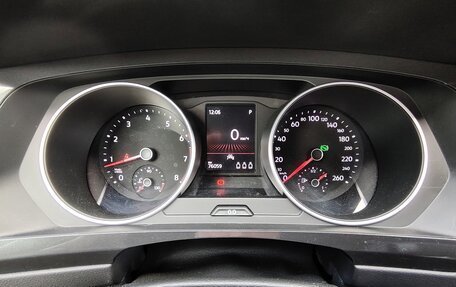 Volkswagen Tiguan II, 2020 год, 2 100 000 рублей, 21 фотография