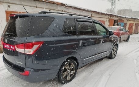 SsangYong Stavic, 2014 год, 1 600 000 рублей, 5 фотография