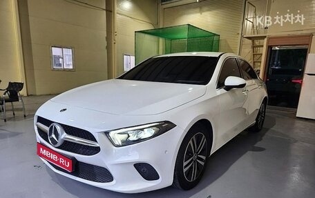 Mercedes-Benz CLA, 2021 год, 2 450 000 рублей, 1 фотография