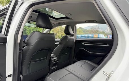 Geely Emgrand, 2025 год, 1 400 000 рублей, 13 фотография