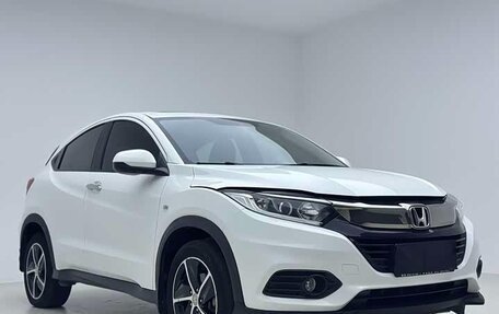Honda Vezel, 2021 год, 1 610 000 рублей, 3 фотография