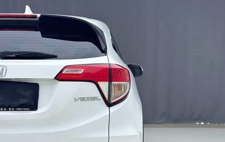 Honda Vezel, 2021 год, 1 610 000 рублей, 8 фотография