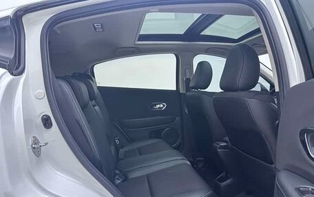 Honda Vezel, 2021 год, 1 610 000 рублей, 12 фотография