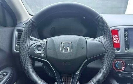 Honda Vezel, 2021 год, 1 610 000 рублей, 15 фотография