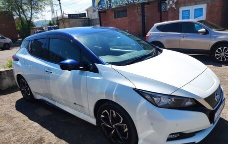 Nissan Leaf II, 2018 год, 1 850 000 рублей, 3 фотография