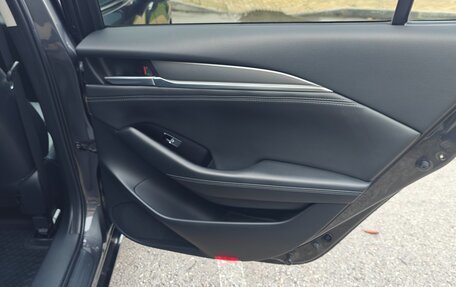 Mazda 6, 2021 год, 3 000 000 рублей, 26 фотография