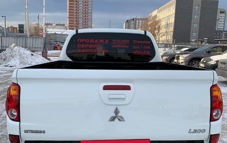 Mitsubishi L200 IV рестайлинг, 2015 год, 1 190 000 рублей, 3 фотография