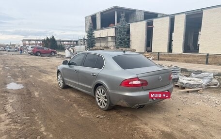 Skoda Superb III рестайлинг, 2010 год, 780 000 рублей, 3 фотография