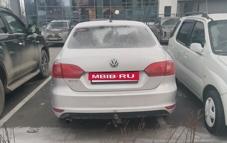 Volkswagen Jetta VI, 2013 год, 950 000 рублей, 3 фотография