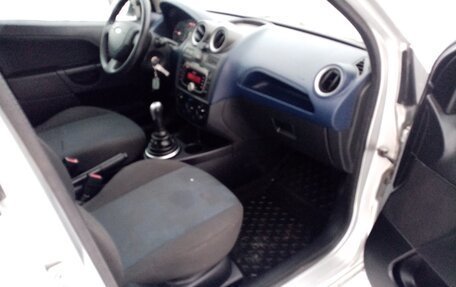 Ford Fiesta, 2008 год, 285 000 рублей, 12 фотография