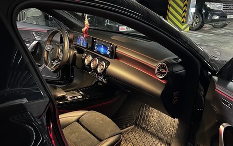 Mercedes-Benz CLA, 2019 год, 2 700 000 рублей, 3 фотография