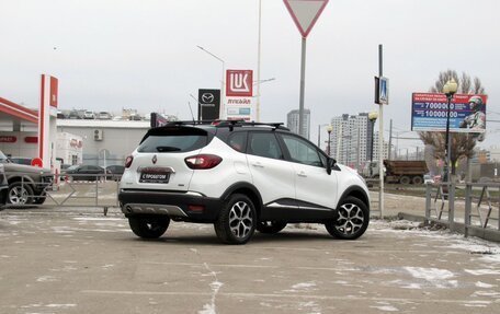 Renault Kaptur I рестайлинг, 2018 год, 1 600 000 рублей, 5 фотография