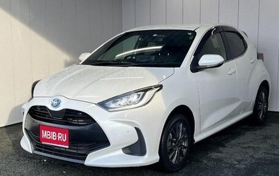 Toyota Yaris, 2022 год, 1 100 000 рублей, 1 фотография