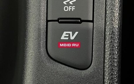 Toyota Yaris, 2022 год, 1 100 000 рублей, 36 фотография