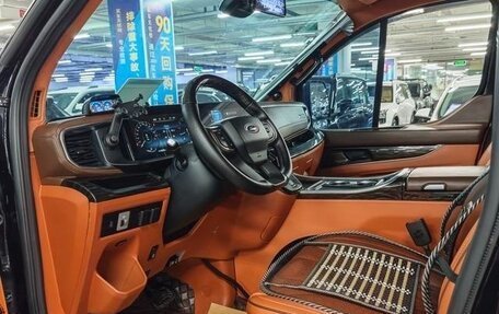 Ford Tourneo Custom I рестайлинг, 2024 год, 5 210 000 рублей, 7 фотография