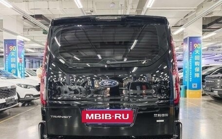 Ford Tourneo Custom I рестайлинг, 2024 год, 5 210 000 рублей, 5 фотография