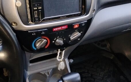 Toyota RAV4, 2002 год, 730 000 рублей, 10 фотография