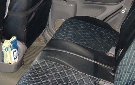 Toyota RAV4, 2002 год, 730 000 рублей, 12 фотография