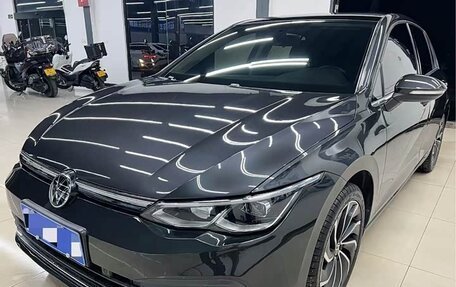 Volkswagen Golf VIII, 2021 год, 1 600 010 рублей, 1 фотография