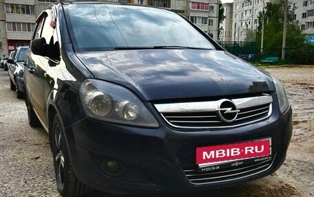 Opel Zafira B, 2011 год, 600 000 рублей, 1 фотография