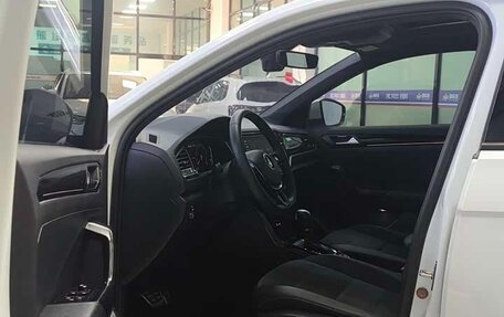 Volkswagen T-Roc I, 2021 год, 2 620 010 рублей, 23 фотография