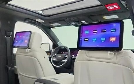 Cadillac Escalade V, 2025 год, 20 500 000 рублей, 21 фотография