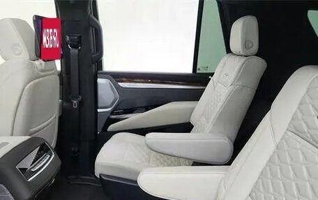 Cadillac Escalade V, 2025 год, 20 500 000 рублей, 23 фотография