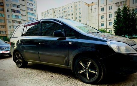 Opel Zafira B, 2011 год, 600 000 рублей, 3 фотография