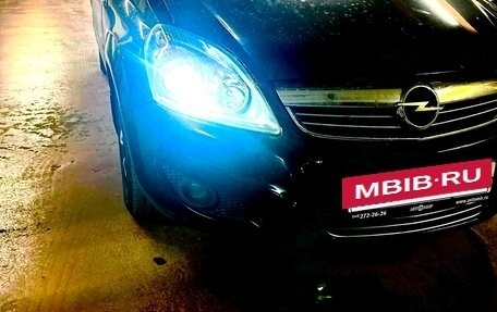 Opel Zafira B, 2011 год, 600 000 рублей, 4 фотография