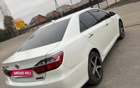 Toyota Camry, 2017 год, 2 450 000 рублей, 7 фотография