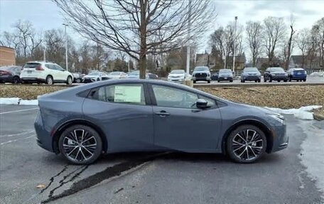 Toyota Prius IV XW50, 2025 год, 4 511 000 рублей, 5 фотография