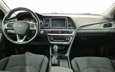 Hyundai Sonata VII, 2018 год, 1 795 000 рублей, 10 фотография