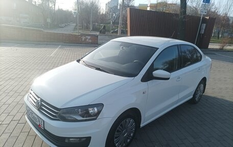 Volkswagen Polo VI (EU Market), 2017 год, 900 000 рублей, 3 фотография