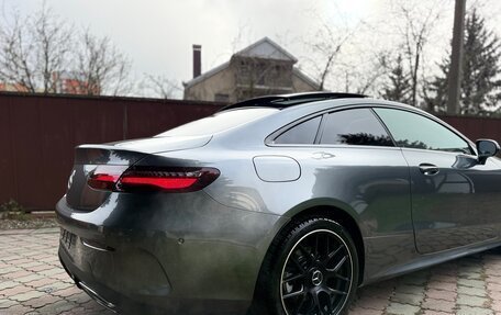 Mercedes-Benz E-Класс, 2017 год, 3 270 000 рублей, 30 фотография