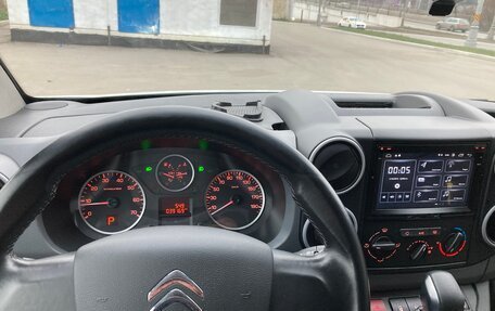 Citroen Berlingo II рестайлинг, 2021 год, 2 400 000 рублей, 33 фотография