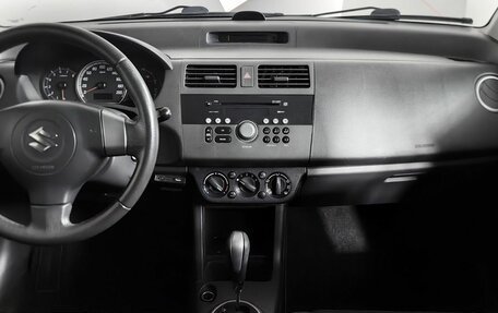 Suzuki Swift III, 2010 год, 589 000 рублей, 10 фотография