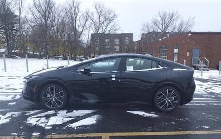 Toyota Prius IV XW50, 2025 год, 4 508 000 рублей, 7 фотография