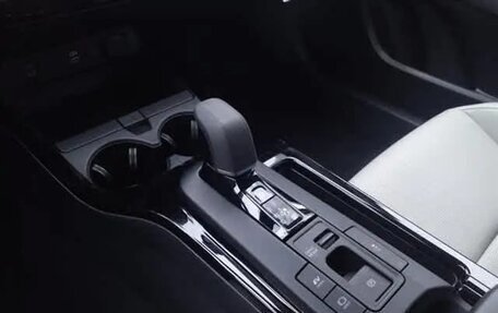 Toyota Prius IV XW50, 2025 год, 4 508 000 рублей, 16 фотография