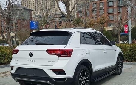 Volkswagen T-Roc I, 2022 год, 1 460 000 рублей, 4 фотография