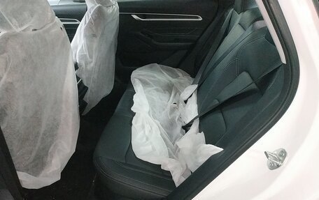 Geely Emgrand, 2025 год, 1 611 852 рублей, 16 фотография