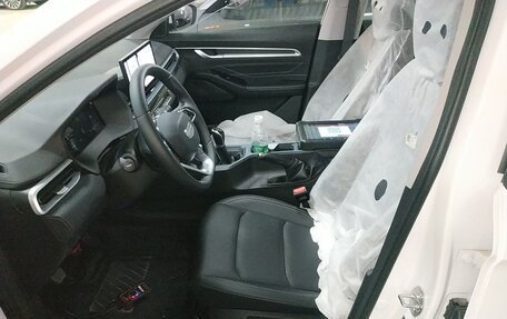 Geely Emgrand, 2025 год, 1 611 852 рублей, 13 фотография