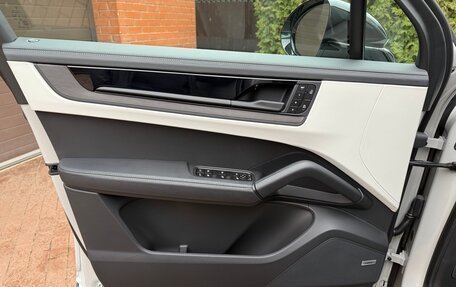 Porsche Cayenne III, 2025 год, 18 000 000 рублей, 13 фотография