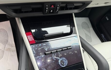 Porsche Cayenne III, 2025 год, 18 000 000 рублей, 16 фотография