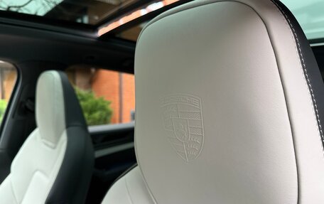 Porsche Cayenne III, 2025 год, 18 000 000 рублей, 19 фотография