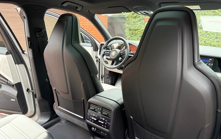 Porsche Cayenne III, 2025 год, 18 000 000 рублей, 27 фотография