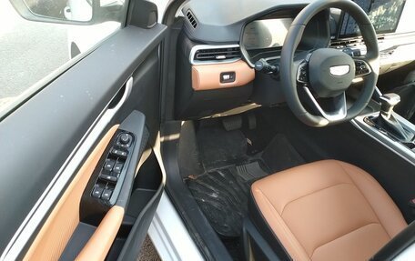 Geely Emgrand, 2025 год, 1 689 852 рублей, 12 фотография