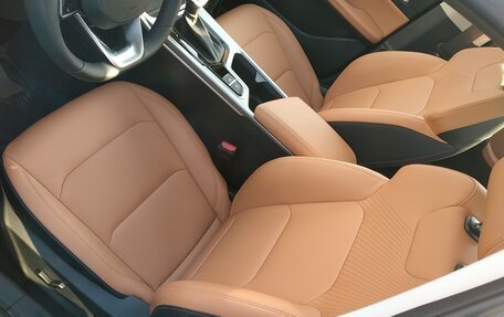 Geely Emgrand, 2025 год, 1 689 852 рублей, 16 фотография