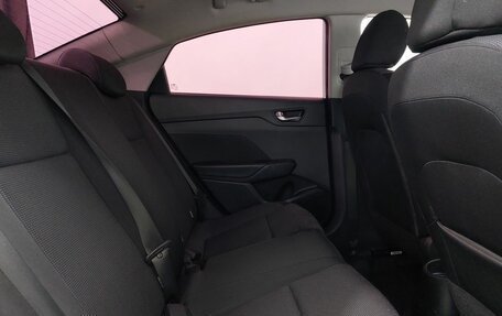 Hyundai Solaris II рестайлинг, 2017 год, 879 000 рублей, 16 фотография