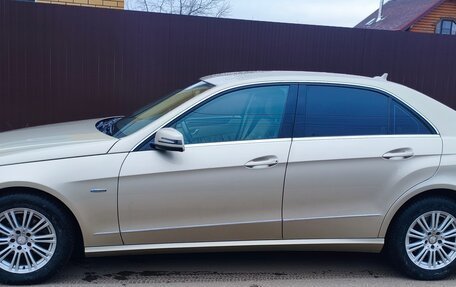 Mercedes-Benz E-Класс, 2011 год, 1 350 000 рублей, 8 фотография